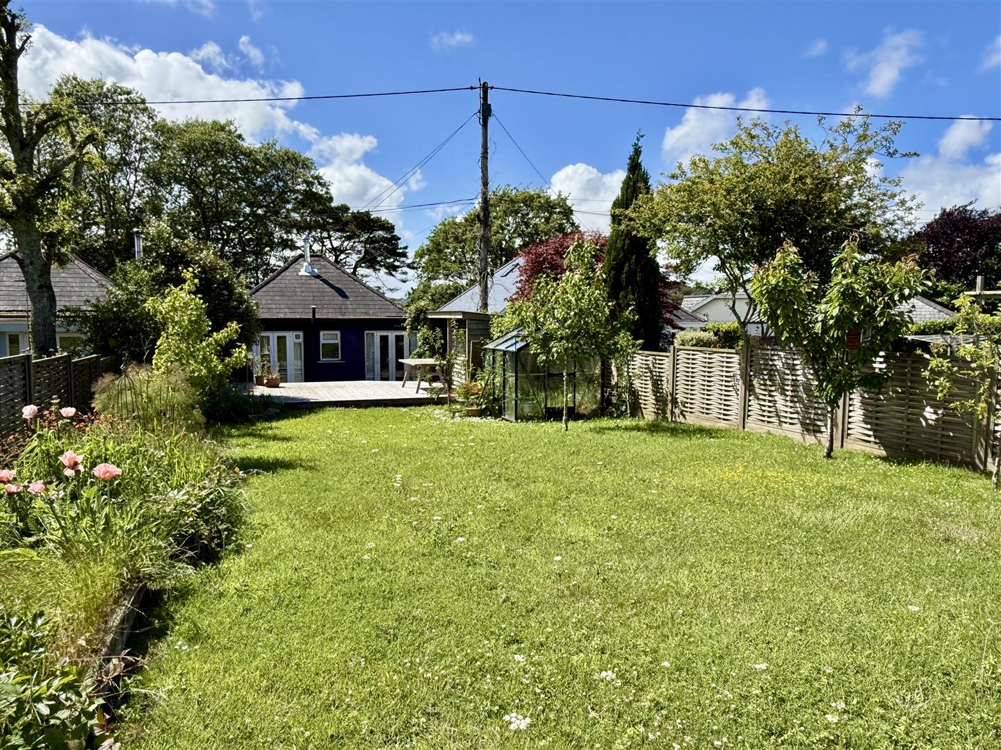 2 bed property in Penwarne Road, Falmouth